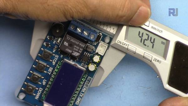 XY-T01 Relay Timer: Size of board measured